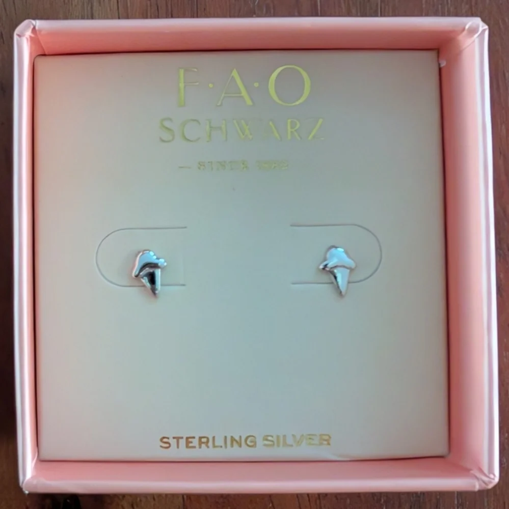 FAO Schwarz Sterling Silver Ice Cream Earring Studs
